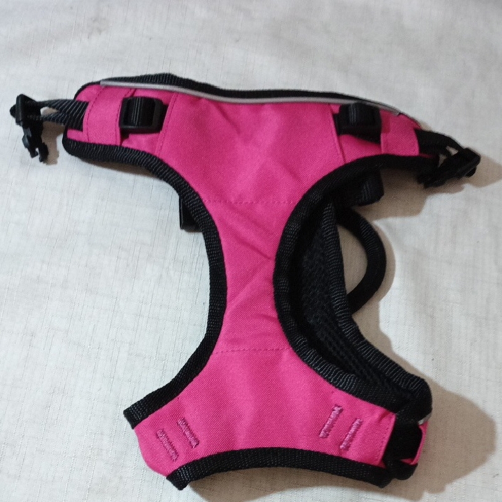 XS Pet Safe Pink and Black Dog Harness